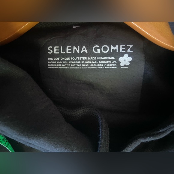 NEW Selena Gomez i am enough pullover hoodie - Picture 6 of 7